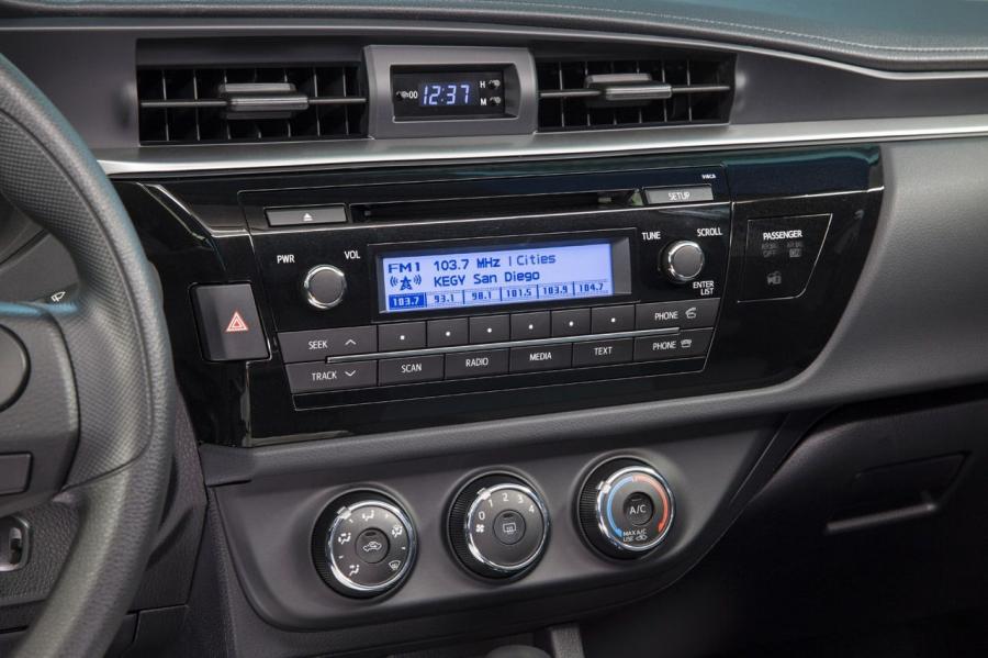  Toyota Corolla 2014 года  (фото 115 из 212)